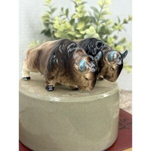 Vintage Bison Salt & Pepper Shaker Set‎ Victoria Ceramics Japan  Western 1950's